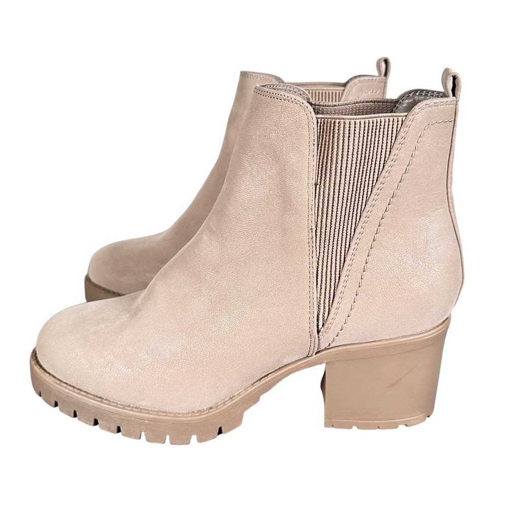 ALTAR’D STATE Nubuck Block Heeled Chelsea Boots in neutral beige - Picture 3 of 9
